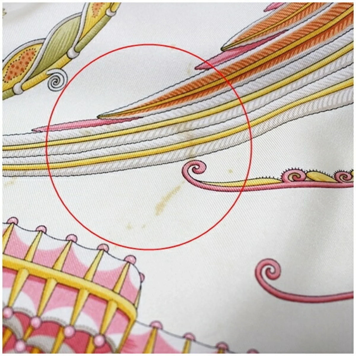 (Good) Scarf FERRAGAMO Salvatore Ferragamo Pattern Muffler Beige Women's Pre-Owned Fish Silk SALVATORE
