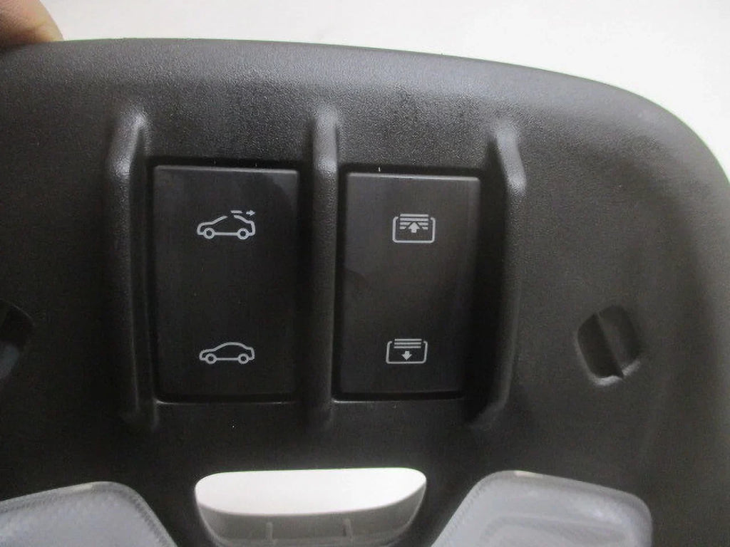 Roof Console LKQ 22 Pre-Owned Overhead Chevrolet (Good) 21 Sunroof & Trailblazer w/Onstar OEM