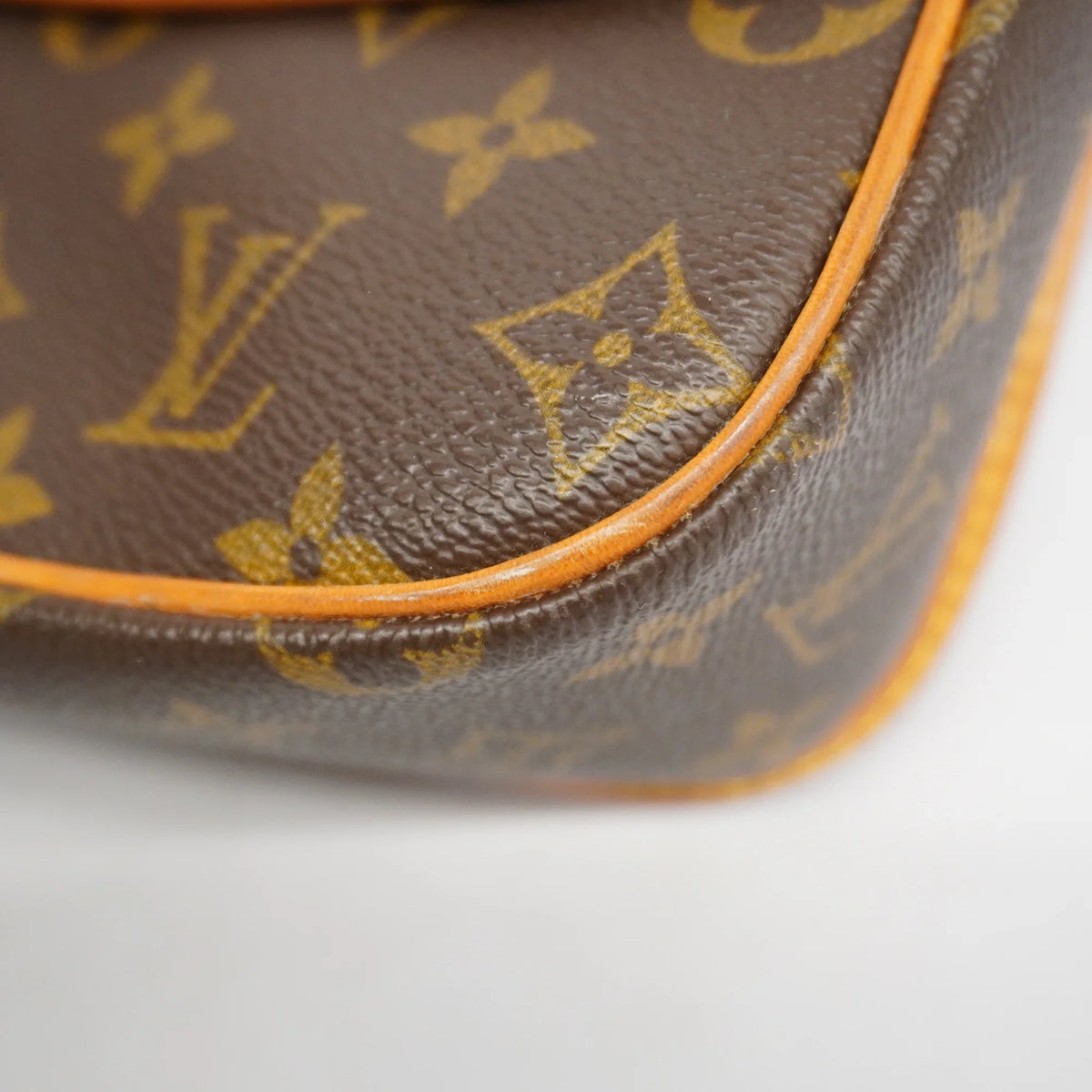 Vuitton Auth Women's Monogram Shoulder Pre-Owned Louis Sologne Bag M42250 (Fair)