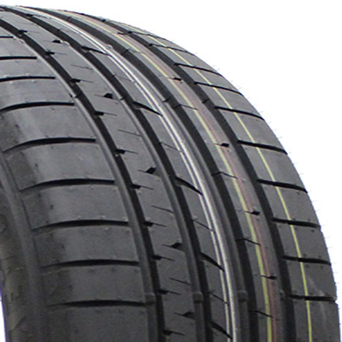 Eagle 225/40R19 XL 93Y Performance Tire Asymmetric F1 Goodyear 2 ROF Passenger