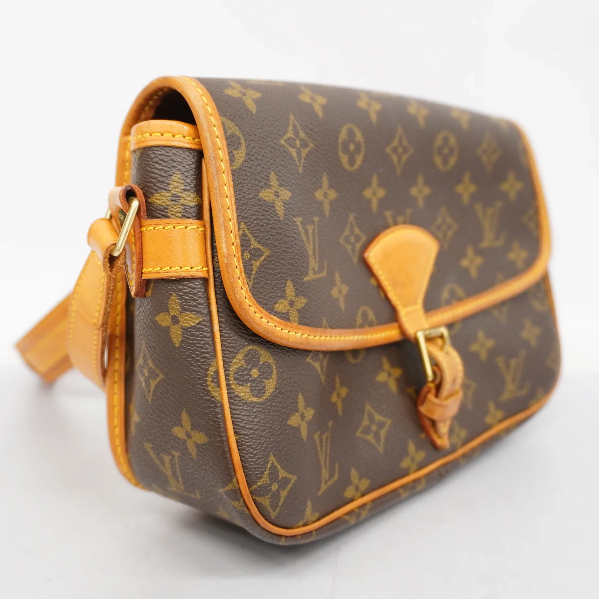 Vuitton Auth Women's Monogram Shoulder Pre-Owned Louis Sologne Bag M42250 (Fair)