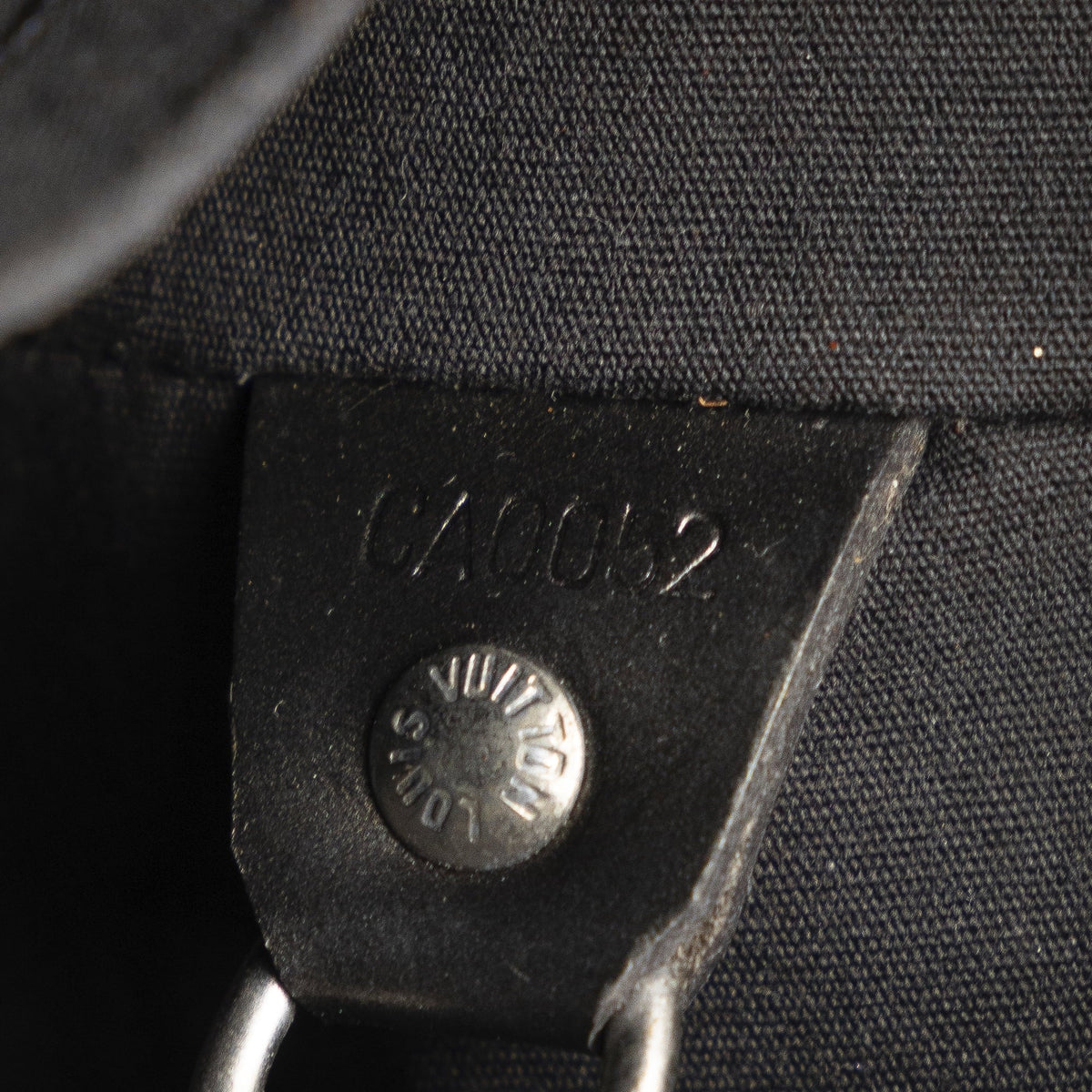 Leather Calf Shoulder (Good) Vuitton Bag Authenticated Monogram Gray Alston Pre-Owned Mat Louis Unisex