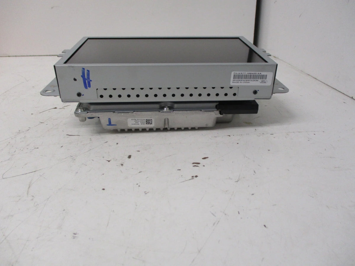 8.0 19 OEM Front (Good) Fusion Screen Dash Ranger Information Mount Display 20 Pre-Owned