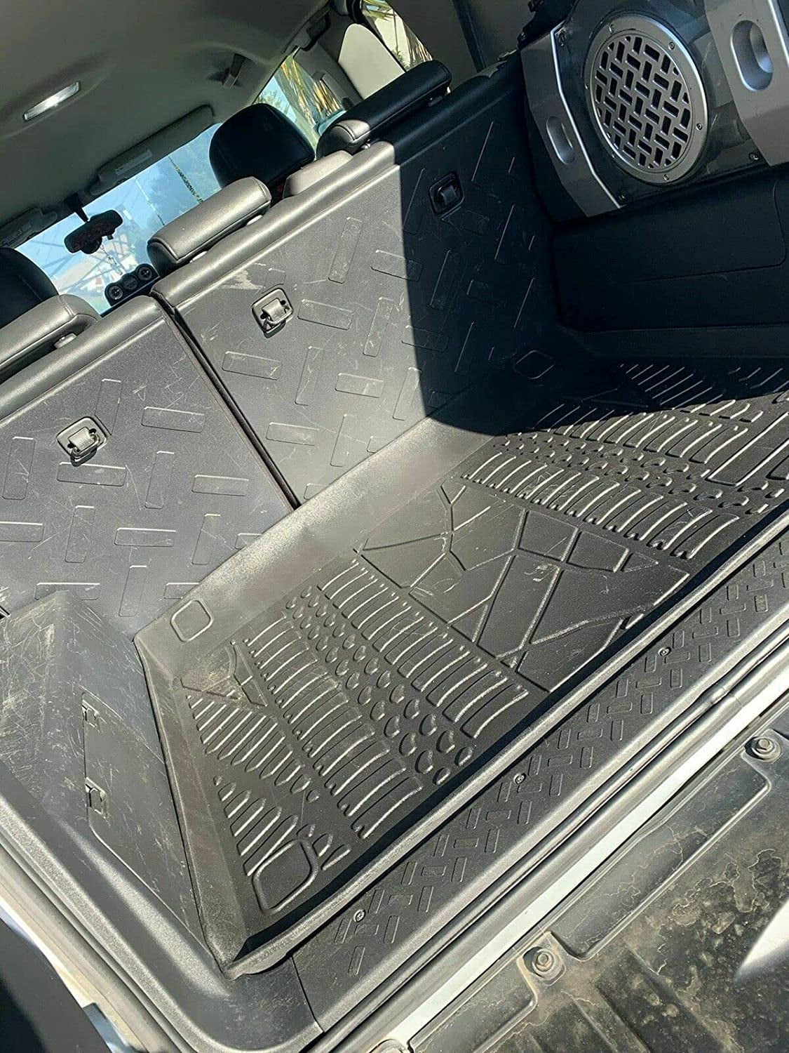 Laser Non-Slip Trunk EACCESSORIES Raised for Design – Weather-Resistant Trunk Cruiser Mat Cargo for – to Liner Trunk Toyota – Mats 2007-2014 Cars Car Pre-Cut with – FJ Rubber – Lip Install Easy Mat EA