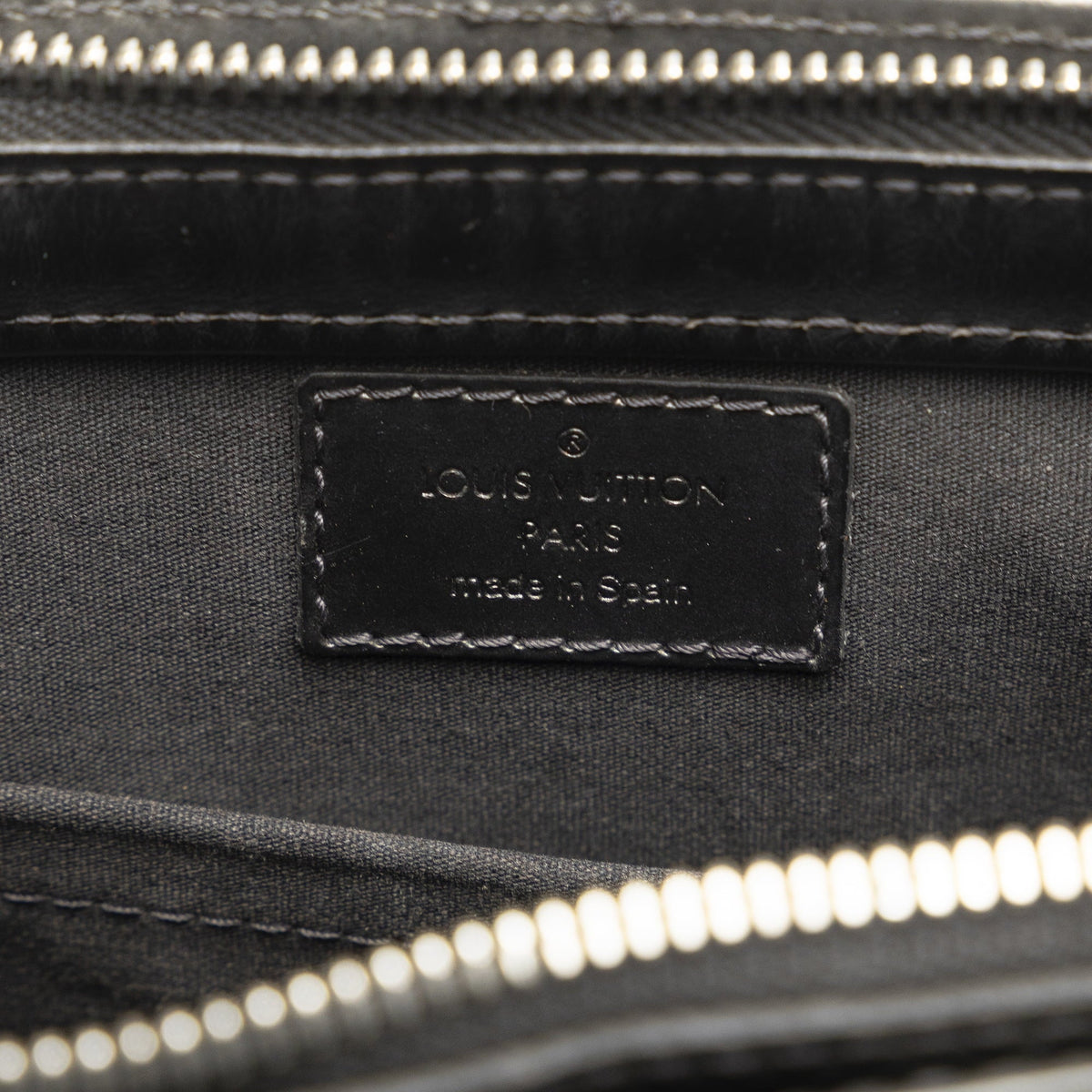 Leather Calf Shoulder (Good) Vuitton Bag Authenticated Monogram Gray Alston Pre-Owned Mat Louis Unisex