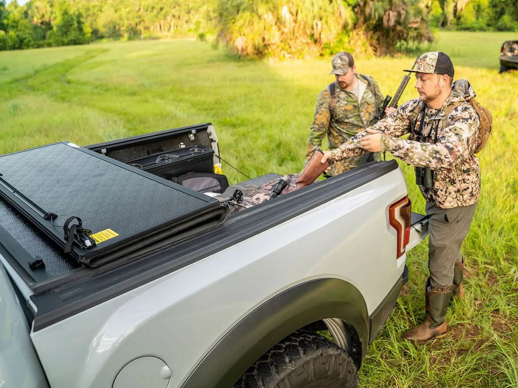 '- Cover GC14019 | 7" | 2018, Tri-Fold Bed Gator 1500 RealTruck Bed by Tonneau Ltd/Lgcy Compatible Silverado/Sierra 6' Hard with 2019 EFX 2014 Chevy/GMC Truck (78.9") Limited