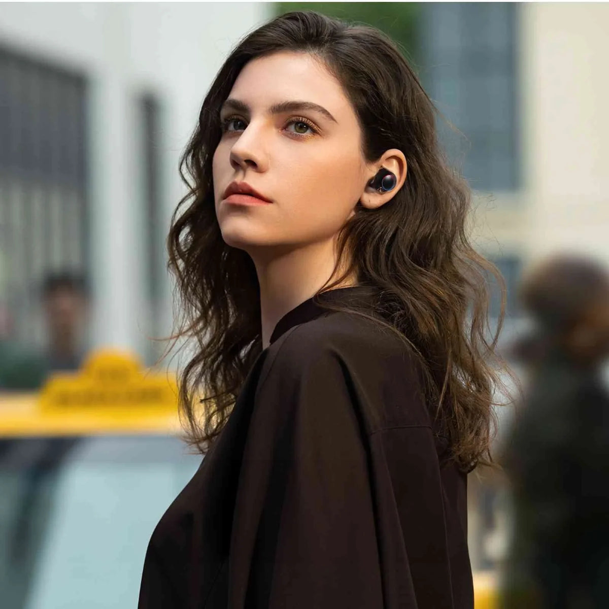 Lenovo True + Wireless Balanced, Connection, K5 Black, 5.2 Connect, Earbuds with Water Resistance, Charging Case, UrbanX Bluetooth Boost IPX5 Pro Dual Bluetooth Bass Compatible