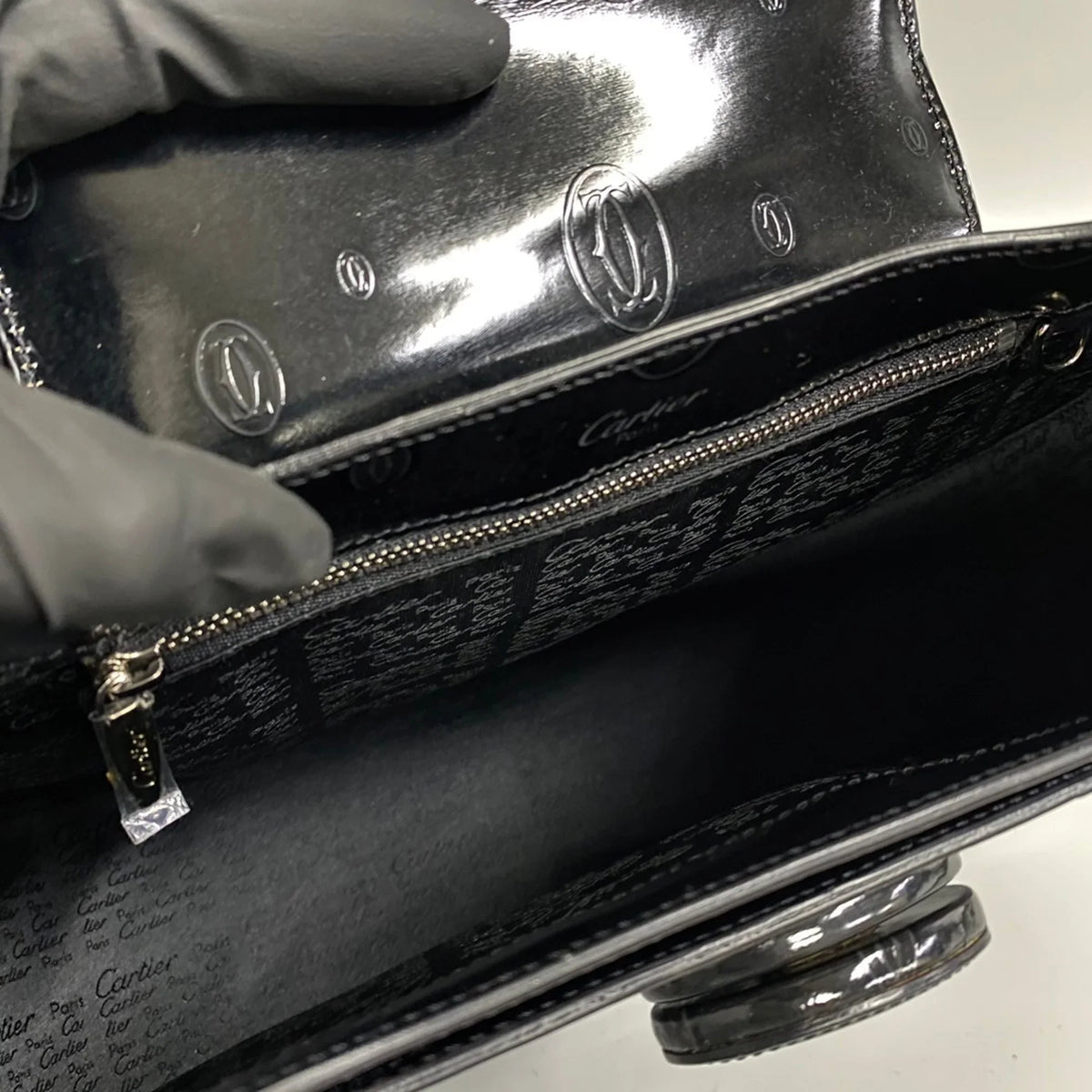 Happy Black Birthday Patent (Good) CARTIER Leather Handbag Pre-Owned Turnlock 19374