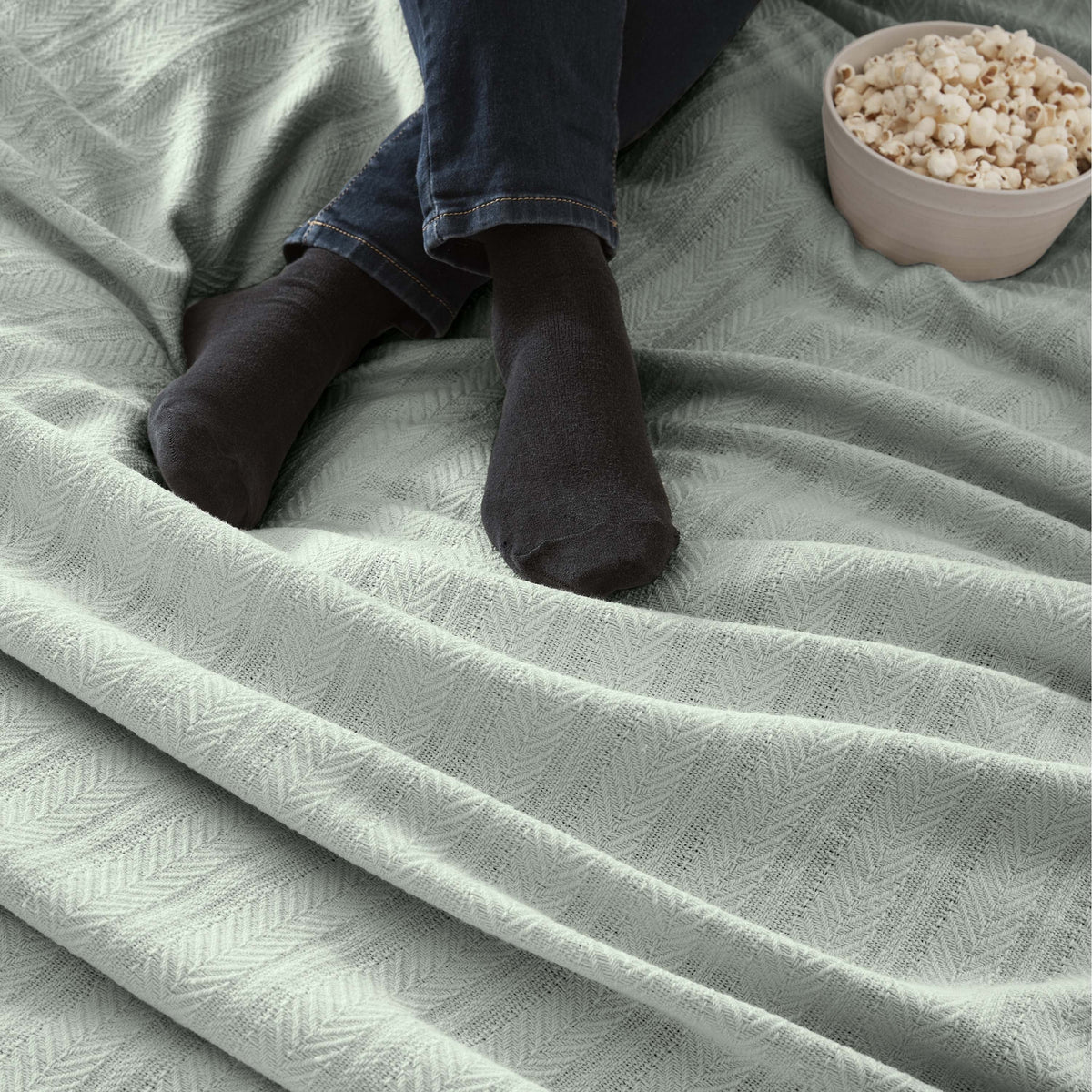 (90x90 Blanket Vellux - & Breathable, Cozy Quality Thermal Grey) Lightweight Size for Layering All 100% Queen Perfect Blanket Sofa Bed, Season Inch & Cotton Hotel Soft, Couch - Light Blanket -